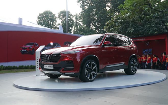 SUV Lux SA2.0 ra mắt tại Việt Nam với ngoại thất mạnh mẽ, nội thất sang trọng, giá từ 1,136 tỷ đồng