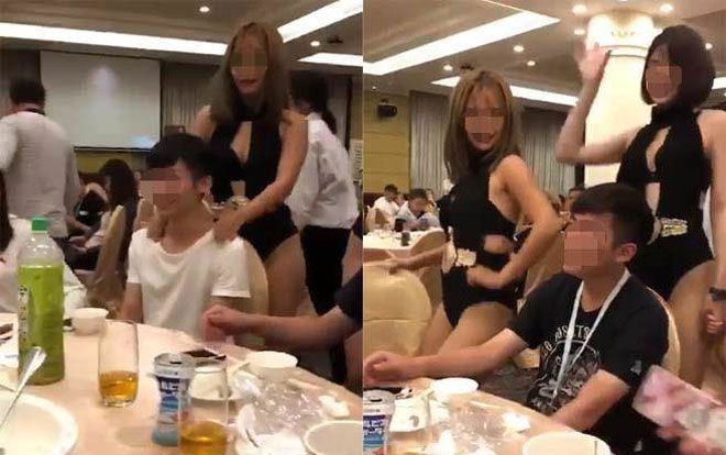 Thấy bạn trai bị 2 vũ nữ mặc 'mát mẻ' ve vãn, cô gái hành động bất ngờ khiến ai cũng thán phục