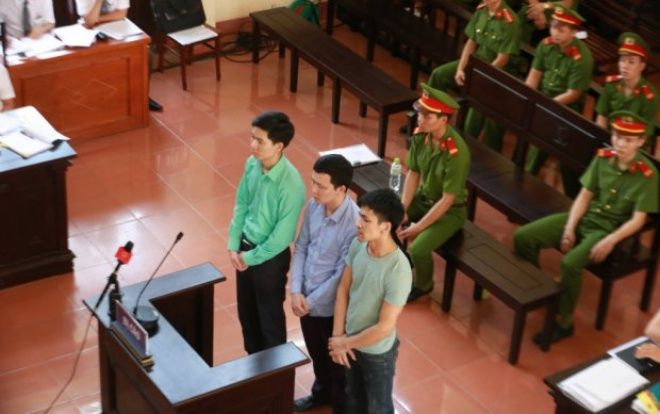 Vụ chạy thận khiến 9 bệnh nhân tử vong ở Hòa Bình: Khởi tố, cấm đi khỏi nơi cư trú đối với Giám đốc Công ty Thiên Sơn