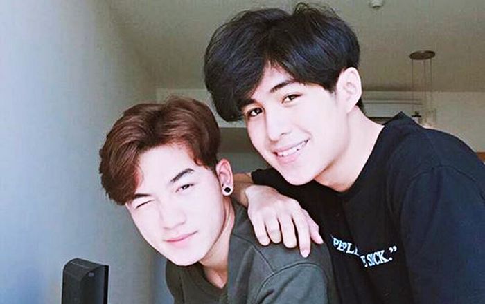 Clip: Ali Hoàng Dương và Otis 'tình tự' người hát - người đệm đàn cùng dòng trạng thái… đầy nghi vấn