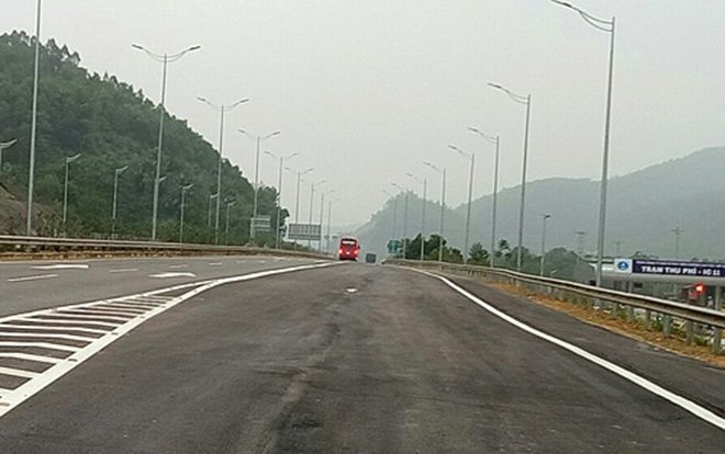 Cao tốc Nội Bài - Lào Cai có thêm một trạm thu phí