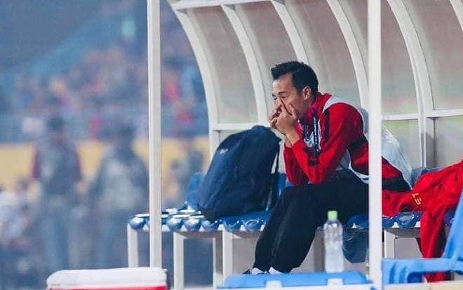 Nghẹn ngào hình ảnh Công Phượng cõng Văn Toàn: Tình bạn đẹp mãi!