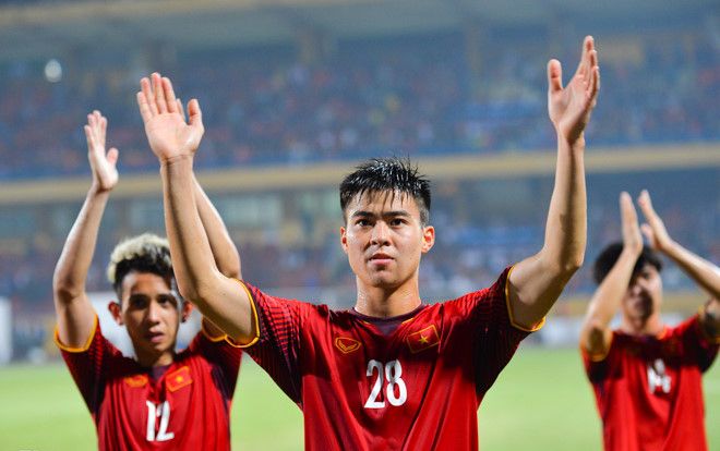 Chi tiết cách mua vé online trận bán kết AFF Cup 2018 giữa ĐT Việt Nam gặp Philippines trên SVĐ Mỹ Đình