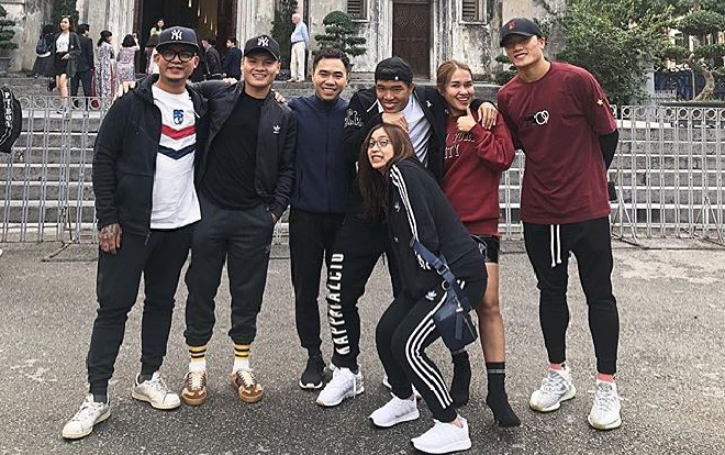 Cận cảnh dàn sao ĐTVN khoe người yêu khắp mạng xã hội