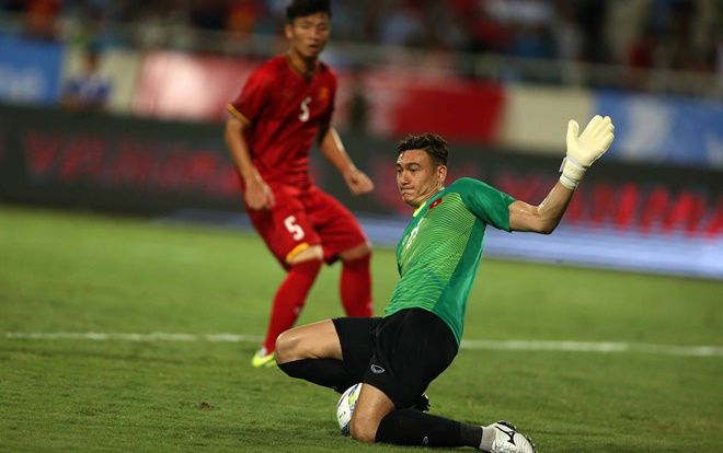 Đặng Văn Lâm: Sau siêu kỷ lục là cái dớp 'thảm họa' thủ môn ở bán kết