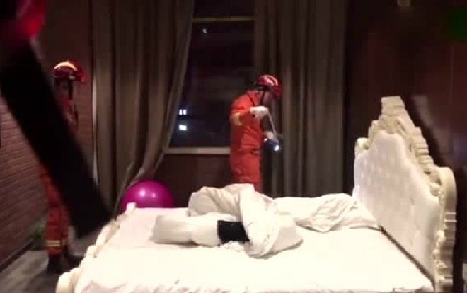 Dùng rắn độc cưỡng bức phụ nữ, gã đàn ông bị con vật cắn chết