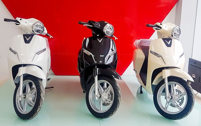 VinFast Klara tăng giá sau 1 tháng ra mắt: 25 triệu cho bản ắc quy acid-chì và 39,9 triệu cho bản lithium-ion!