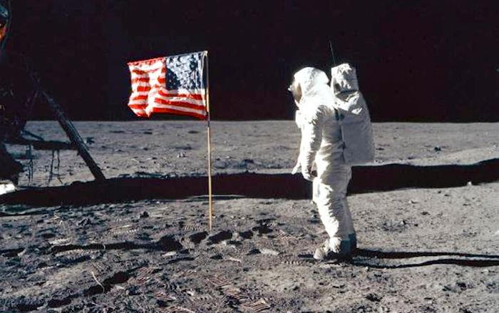 NASA chuẩn bị lên Mặt Trăng lần nữa sau khi nghe tin Nga đang muốn đến đó kiểm tra