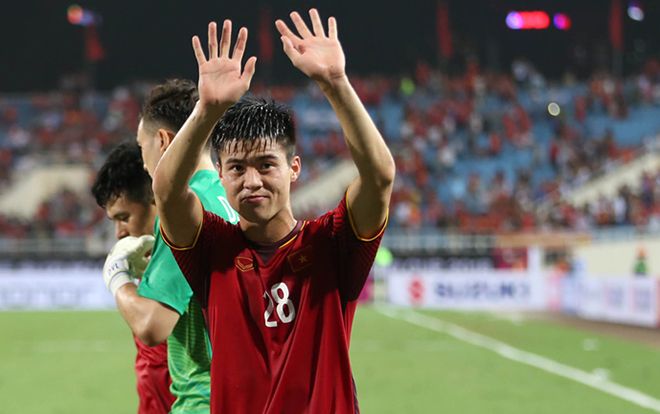 Bán vé AFF Cup 2018 trực tuyến, vì sao VFF không sử dụng vé điện tử cho thuận tiện?