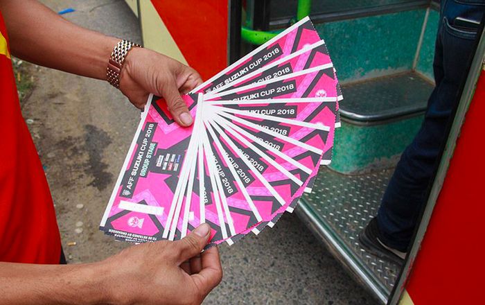 Vé trận Việt Nam gặp Philippines đăng tải trên mạng đều là giả