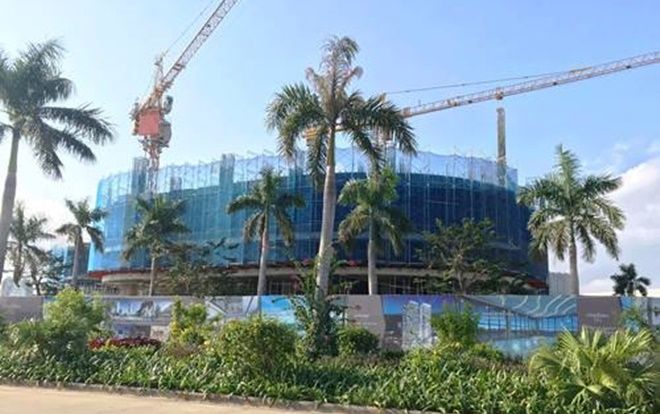 Sập sàn chung cư đang đổ bê tông khiến hai người chết