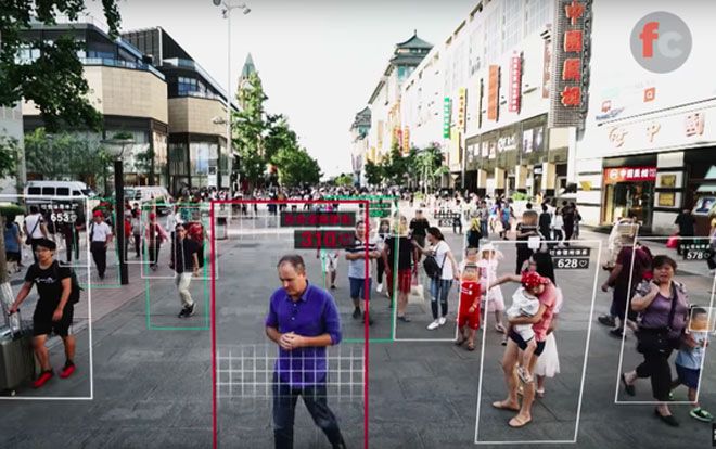 Hệ thống chấm điểm công dân rúng động thế giới ở Trung Quốc: Điểm thấp sẽ không được mua bất động sản, xe xịn, ở khách sạn đắt tiền hay thậm chí không thể đi xe buýt, mua vé tàu