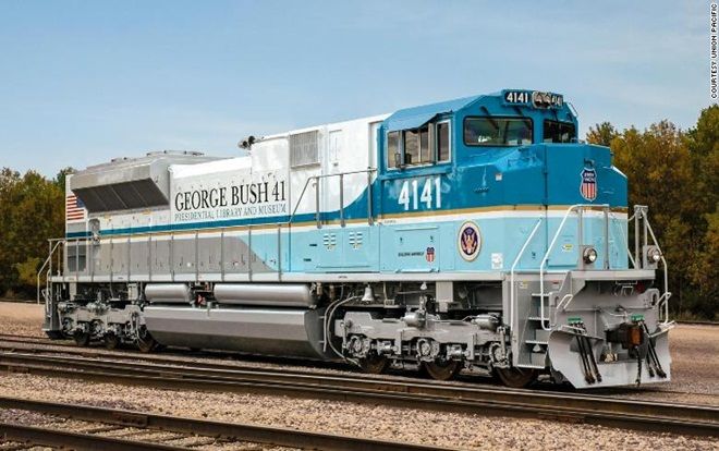 Tại sao di hài cố Tổng thống George H.W. Bush được đưa về nơi an táng bằng tàu hỏa?