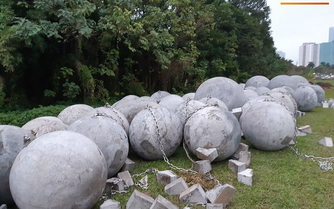 Đã tìm ra vị trí 'bí ẩn' của 40 quả cầu đá sau khi bị di dời khỏi sân Mỹ Đình