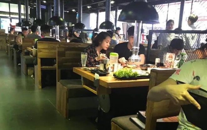 Rò rỉ bức ảnh Bảo Anh và Hồ Quang Hiếu đi ăn cùng nhau làm rộ tin cặp đôi tái hợp?