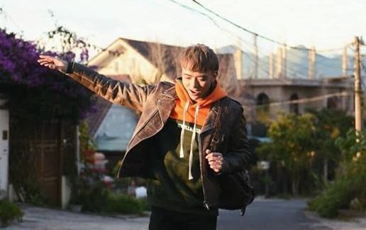 Soobin Hoàng Sơn bất thần tung ảnh 'nhá hàng' sản phẩm mới - MV sẽ ra mắt vào ngày 1/1/2019?