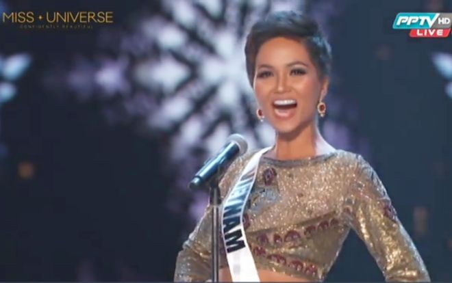 HOT: Hô vang tên Việt Nam tự hào thế này, bảo sao H'Hen Niê không khóc vì hạnh phúc!