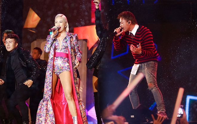 Giữa cơn mưa tầm tã, Soobin Hoàng Sơn - Tóc Tiên cùng dàn sao Việt 'triệu view' bùng cháy cùng chục ngàn khán giả