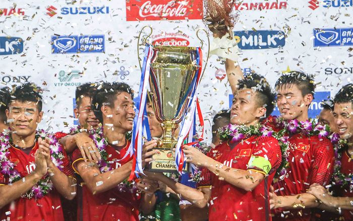 Sau chiến thắng lịch sử, Việt Nam lọt top trending trên Twitter và được tìm kiếm nhiều nhất Hàn Quốc