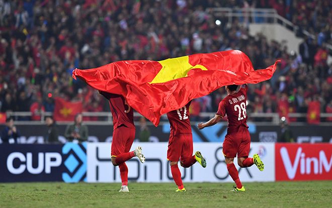 Xếp hạng sức hút của toàn bộ 23 cầu thủ đội tuyển Việt Nam vừa vô địch AFF Cup 2018 trên mạng xã hội