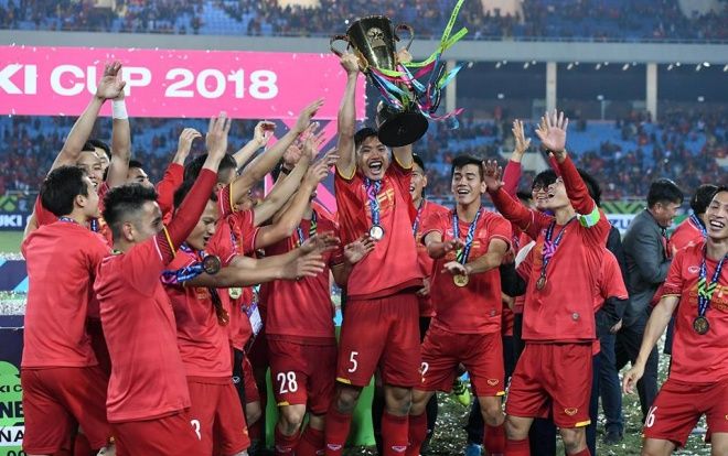 Bố cầu thủ Đoàn Văn Hậu: 'Cảm giác Việt Nam giành cúp vô địch sau 10 năm tôi mong đợi như giờ phút giao thừa'