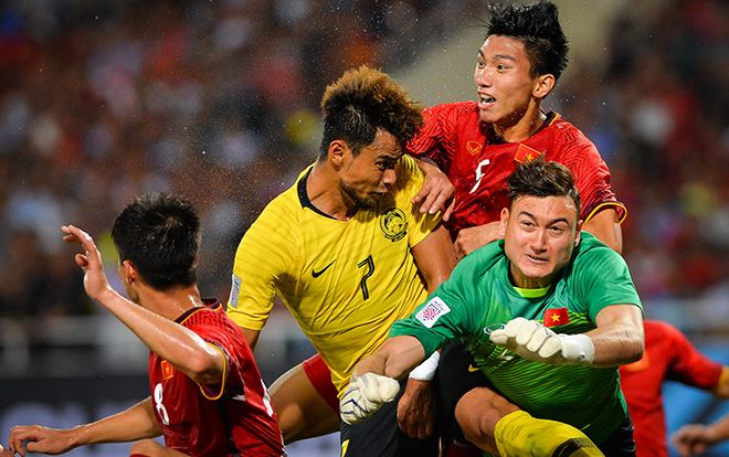 Nhà đài Hàn Quốc làm điều chưa từng có trước sức hút khủng khiếp của thầy trò ông Park Hang Seo tại AFF Cup 2018