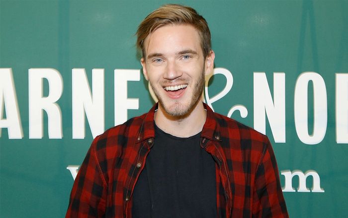 Fan PewDiePie hack cả tờ báo Wall Street Journal để kêu gọi subcribe kênh YouTube của thần tượng