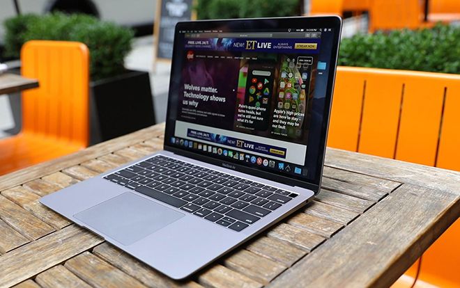 Bộ đôi sản phẩm nhìn là mê MacBook Air (2018) và iPad Pro (2018) của Apple chính thức lên kệ tại Việt Nam