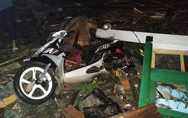 Sóng thần tấn công Indonesia: 43 người thiệt mạng, 584 người bị thương