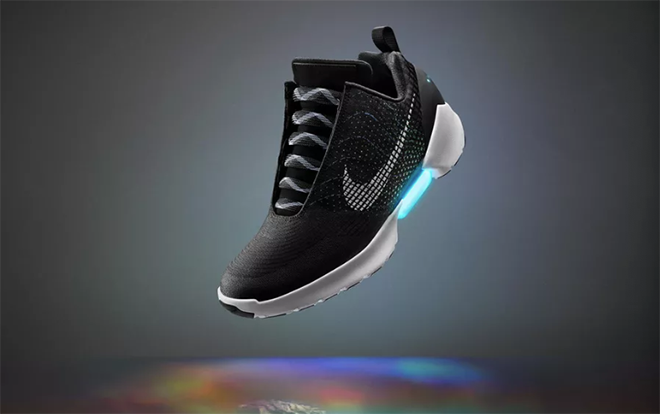 Giày tự thắt dây thế hệ mới của Nike sắp ra mắt với giá bằng một nửa phiên bản đầu tiên