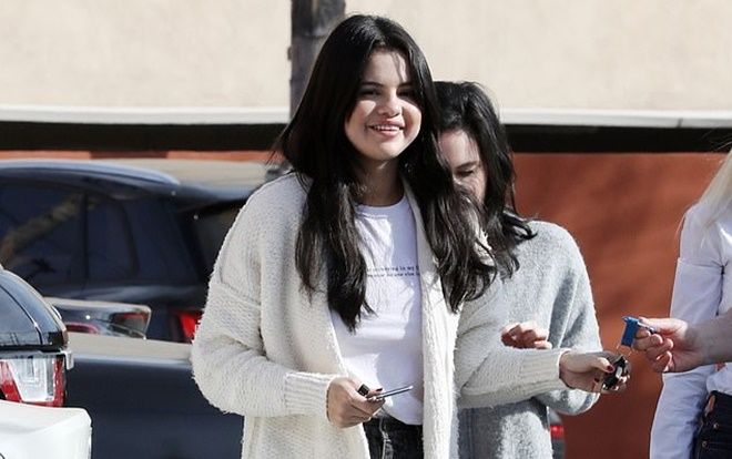 Selena Gomez chứng minh cho định nghĩa ‘càng béo càng xinh’