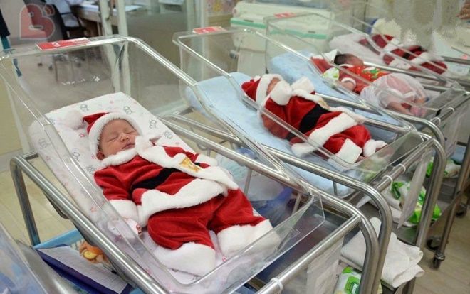 Cưng hết mức với những 'thiên thần' chào đời đúng ngày Giáng sinh