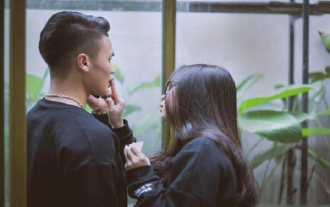 Nhật Lê - 'ngôi sao may mắn' đứng sau thành công của Quang Hải