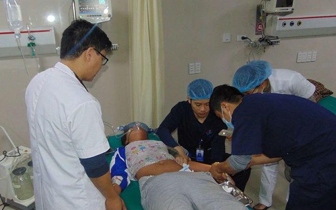 Thiếu niên 14 tuổi bất ngờ bị kiến cắn lúc đang ngủ gây sốc phản vệ bất tỉnh