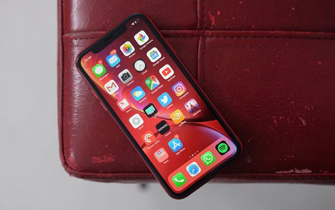 Loạt smartphone màu đỏ hấp dẫn mang lại may mắn cho năm mới đang bán tại Việt Nam