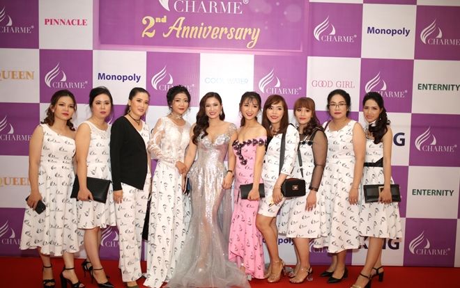 Ấn tượng với tiệc tri ân khách hàng hoành tráng của Charme