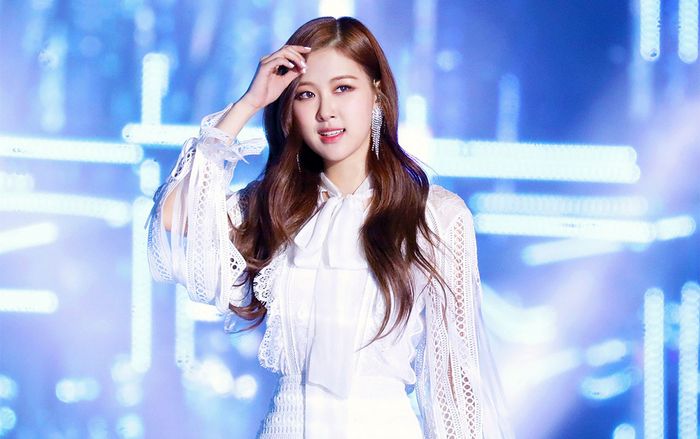 Rose (BlackPink) vừa chính thức góp mặt trong BXH top 5 idol nữ xứ Hàn có nhiều follow nhất Instagram