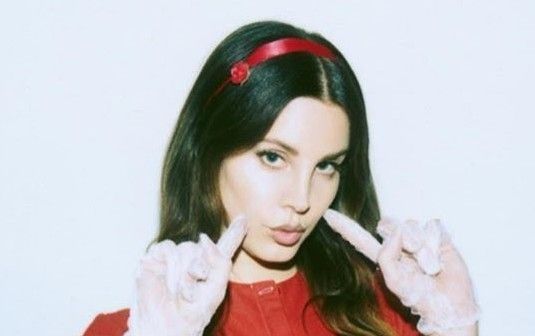 Ca khúc mới của Lana Del Rey: Tên dài kỷ lục, đọc 1 hơi không thể hết