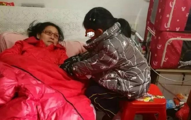 'Mẹ ơi, mẹ bán con đi': Lời nói của đứa trẻ 7 tuổi và câu chuyện gia đình em khiến nhiều người xót xa