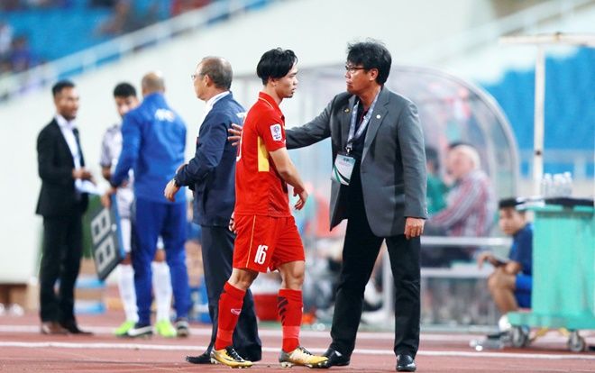 Vì sao 'thần tài' tuyển Việt Nam không dự ASIAN Cup 2019?