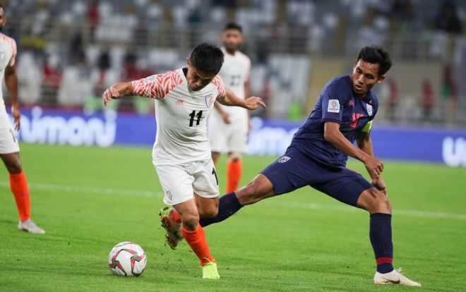 Quên Thái Lan đi, tuyển Việt Nam mới là niềm hy vọng của ĐNÁ