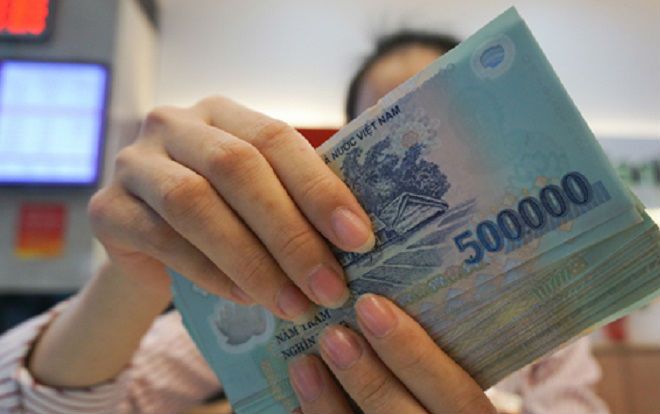 Ngân hàng lãi 'khủng', nhân viên ngóng thưởng Tết lớn