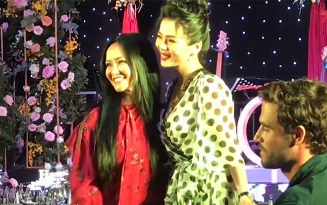 Sau đổ vỡ hôn nhân, 'cô Bống' Hồng Nhung xuất hiện cùng trai lạ tại họp báo ra mắt Album Lệ Quyên