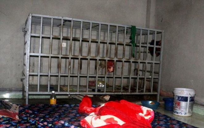 Vợ nhốt chồng trong 'chuồng cọp' suốt 3 năm gây xôn xao: Ông nói một đằng, bà lại nói một nẻo