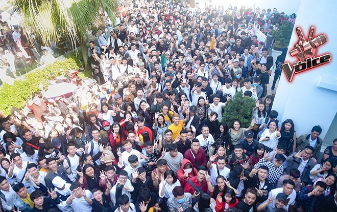 Hú hồn chưa? Biển người tại tuyển sinh The Voice mùa 6 là có thật!
