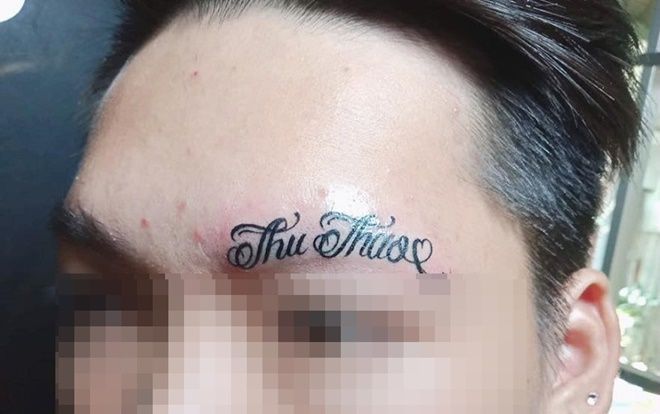 Nam thanh niên cạo nhẵn hàng lông mày xăm tên người yêu và phản ứng trái chiều của cộng đồng mạng