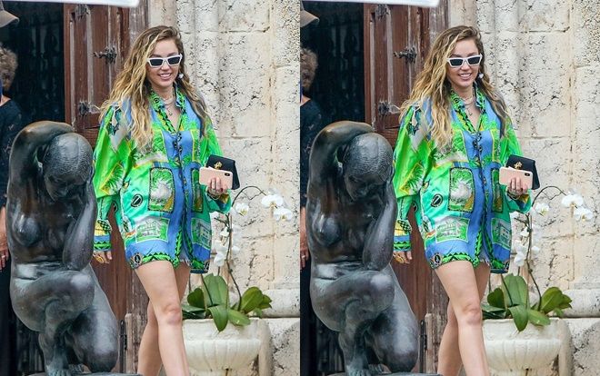 Miley Cyrus đang mang thai một bé gái?