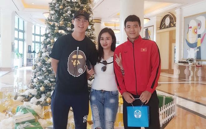 Nhan sắc trẻ trung chẳng kém gì hot girl của mẹ Quang Hải khiến dân mạng đổ rầm rầm