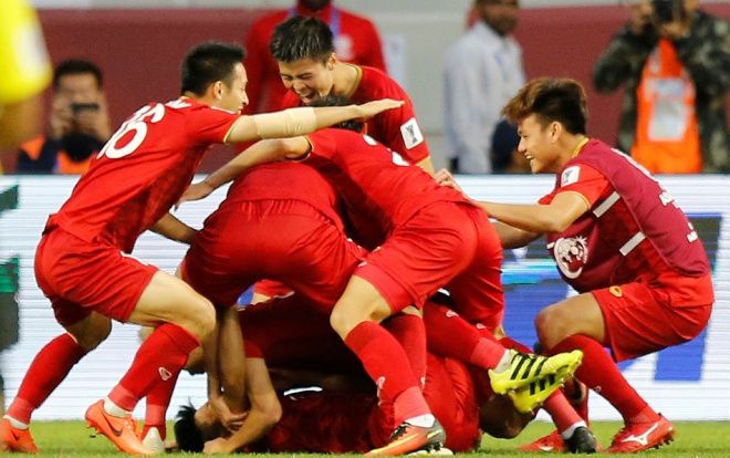 Tuyển Việt Nam và giấc mơ vượt Thái Lan đã hiện thực!