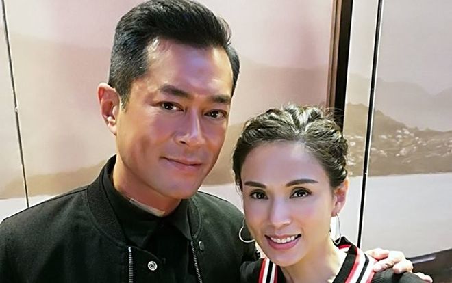 Hội ngộ sau nhiều năm, Cổ Thiên Lạc - Lý Nhược Đồng khiến fan ngỡ ngàng khi 'thoại trong phim bỗng thành sự thật'